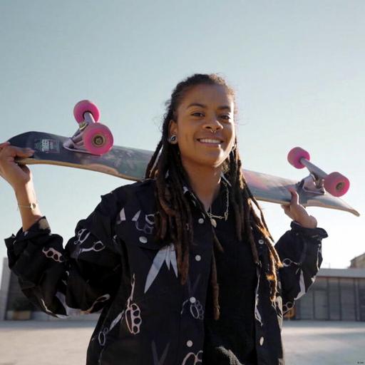 Sobre el longboard hacia una nueva vida: Marina Correia
