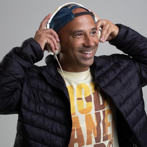 Set DJ XOTYSHOW FUNK ATUAL 2023.mp3