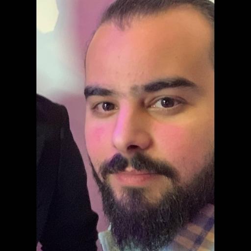 عمر ينظم حفلات لكل من السويديين والعرب