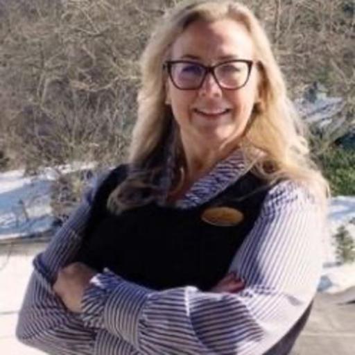 Episode 211: Interviews, Culinary Recruiting and More Job-Seeking Tips with Maura McMahon