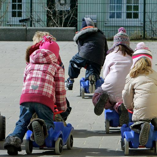 Flugzeug, Kneipe, Kinder – wie viel Lärm ist noch okay?