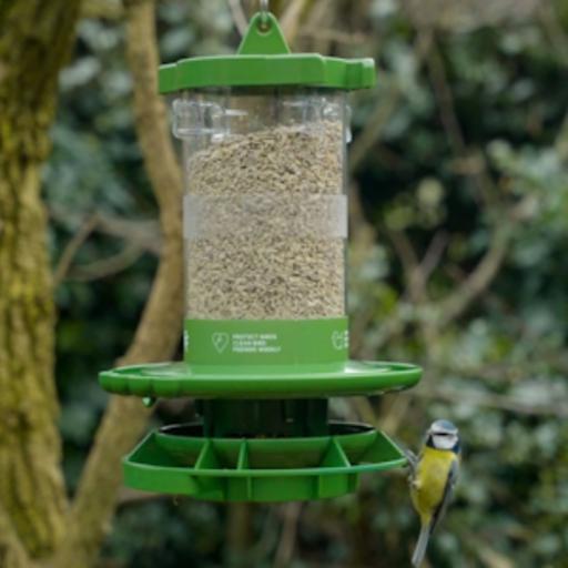 Dick Woods from Finches Friend explains the new type of bird feeder he's designed