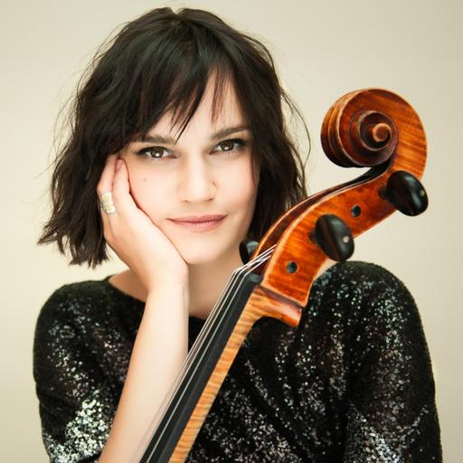 Nationales Sinfonieorchester der Ukraine spielt mit Cellistin Raphaela Gromes