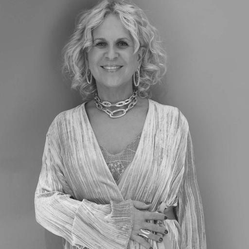 The COUTURE Podcast with Laura Bicego, NANIS