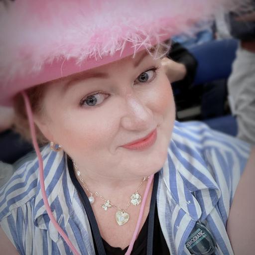 Heather Pirowski: Badass breast cancer survivor and advocate