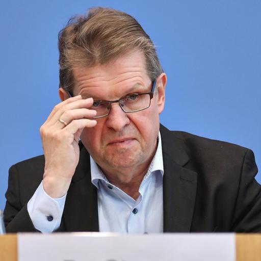 Stegner (SPD): Europäische Aufrüstung löst Probleme nicht