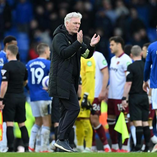 Crowd Noise Buoys Moyes