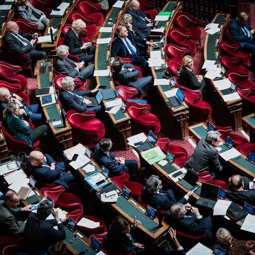 (3/3) Les femmes sont-elles des hommes politiques comme les autres ?