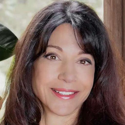 Redefining healthy eating | Elizabeth Borelli