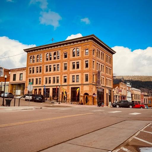 S04E28 The Victor Hotel Ghost