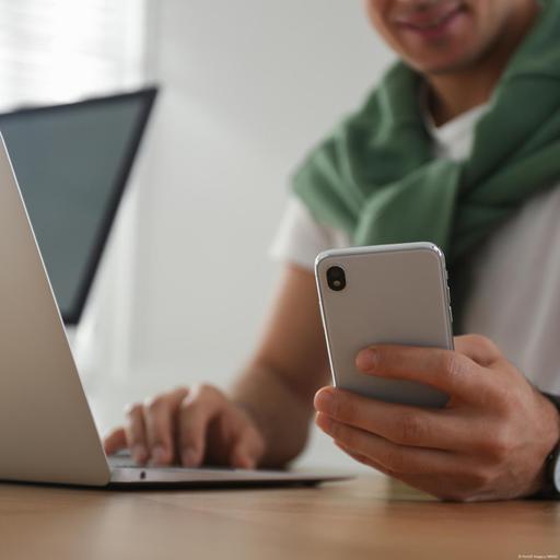 Machosfera movimenta negócio lucrativo na internet