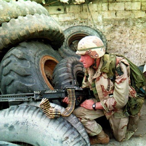 SOBREVIVIENDO A BLACK HAWK DERRIBADO #documental #historia #podcast