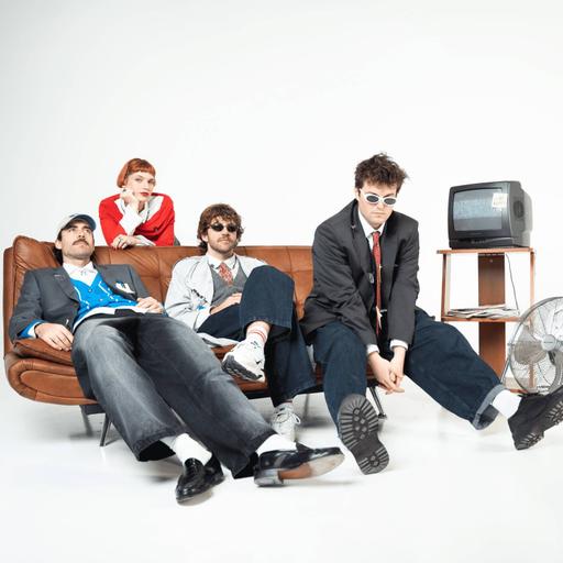 180 grados - Niños Bravos, Matt Berninger, Gerilla Toss y Soccer Mommy - 07/05/25