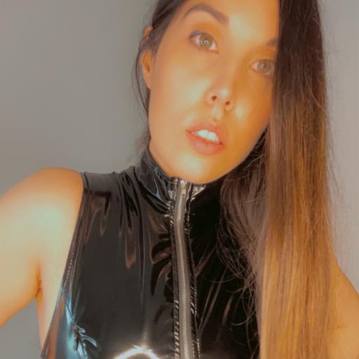 Compartiendo a mi cerdito II - Episodio exclusivo para mecenas