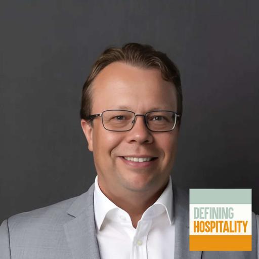 Beyond the Bell Curve: Luxury and Hospitality - Eric Brey - Defining Hospitality - Episode #204