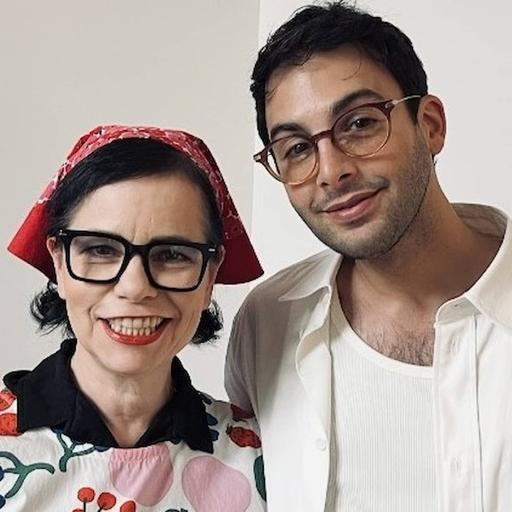 Darin och Victor skakar om Svensktoppen