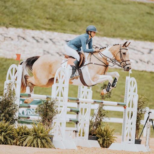 Caitlin O'Roark - 3* Eventer and Head Rider for Lauren Nicholson