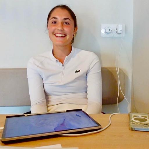 « Elle prépare le Bac..en plein tournoi Pro ! » Eleejah Inisan