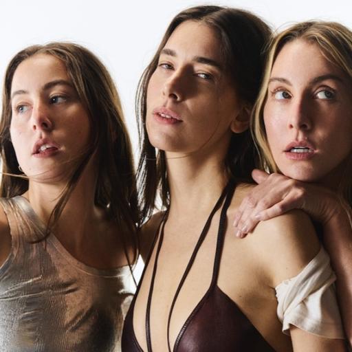 Sube el volumen: Haim están de vuelta.