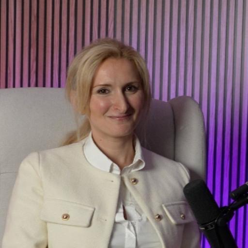 Quien controla la narrativa controla el conflicto - Capitán Elisa Poveda