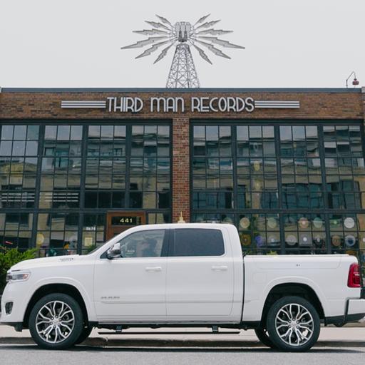 Driving The Z - Discovering the power of Klipsch