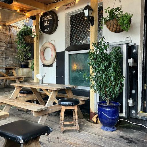 The Thames, under the floorboards of the Mayflower Pub, London, UK on 11th August 2025 – by Cesar Gimeno Lavin