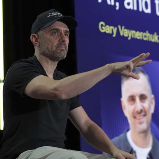 The Entrepreneur’s Edge in the AI & Social Media Era | RightNOW 2025 Keynote PART 1