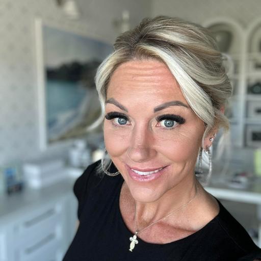 BONUS EPISODE: Success Leaves Clues (Bekah Tinter)