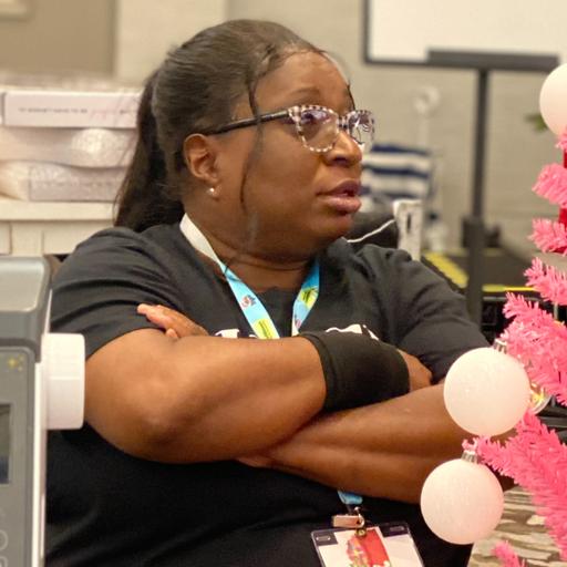 From Wigs to Embroidery | Shelia Tucker (Appliqué Getaway Pt. 2) | IMTP #245