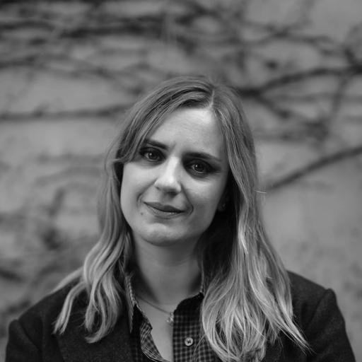 Ana Cláudia Santos: "Eu tenho cadernos ou lápis em todas as zonas da casa. Acho que perdi tanto tempo a não escrever que agora gostava muito de tentar aproveitar o tempo perdido."