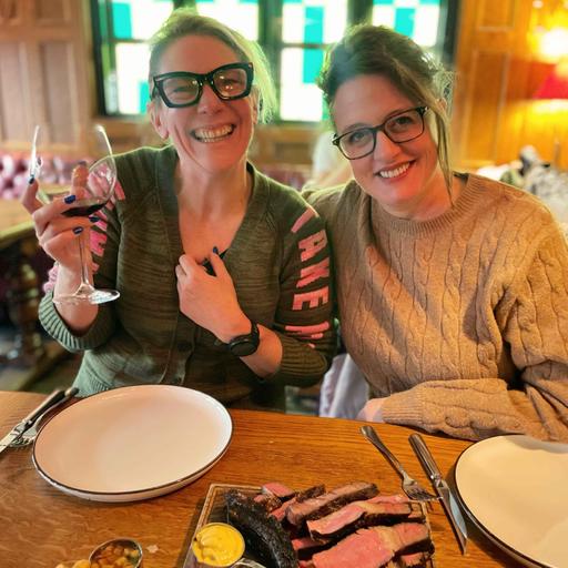 320: Just the Two of Us - Helen's marathon, Ellie's knee, and Daniel Bedingfield