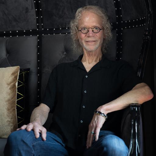 🎙️“I’m Still Here”: Resilience, Leadership & Life Lessons with Tom LeNoble | Real English Conversations for Global Professionals