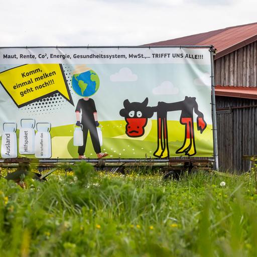 Gestresste Landwirte - Zwischen Kuhstall und Weltmarkt