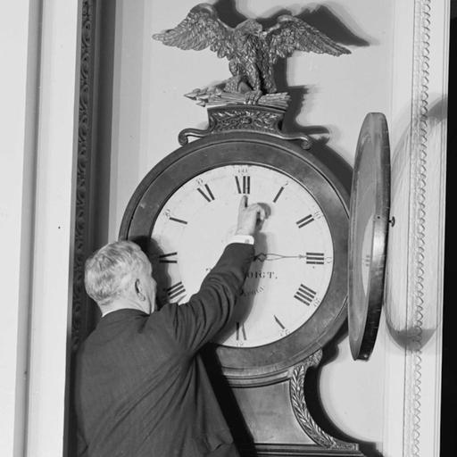 A vueltas con el cambio de hora: el polémico vestigio de la crisis del petróleo