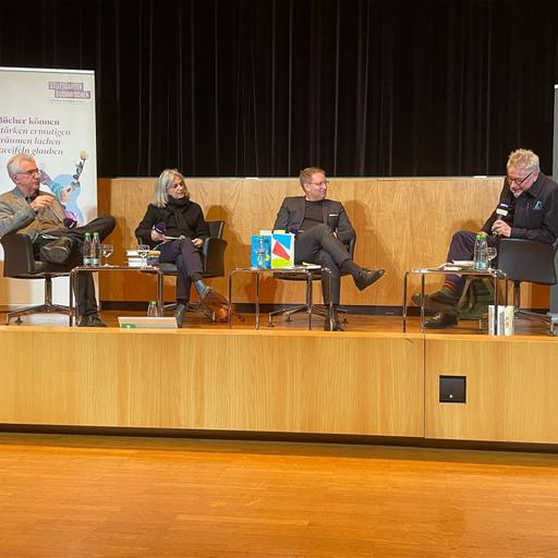 SWR Bestenliste Dezember bei den Stuttgarter Buchwochen im Haus der Wirtschaft