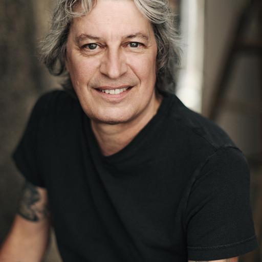 🎙️New Episode: The History Of Radio, Rock Music & Reinvention, 35 Years Behind the Broadcast Mic with Darren "Danger" Grieve | Real English Conversations for Global Professionals