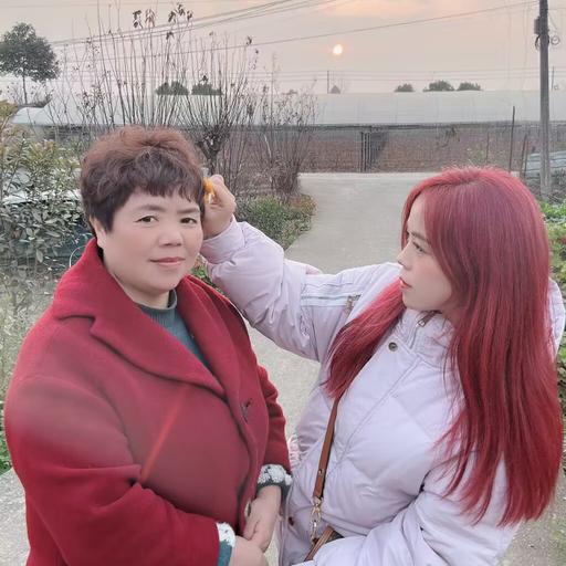 E863.那个在游戏里保护我的人，是我妈