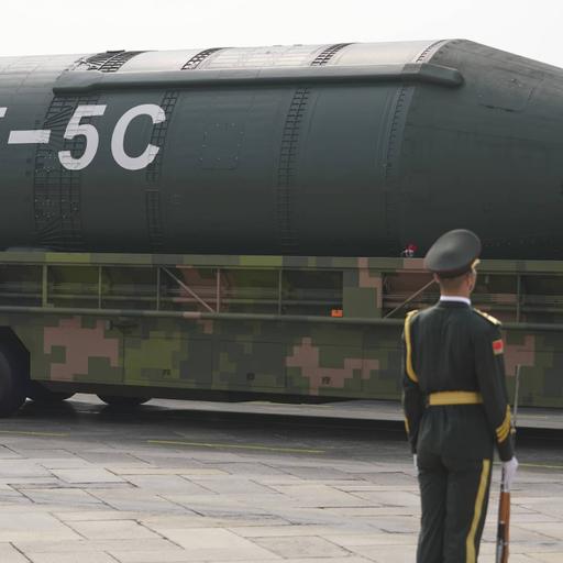 Därför triggas Trump av Xi:s och Putins kärnvapen