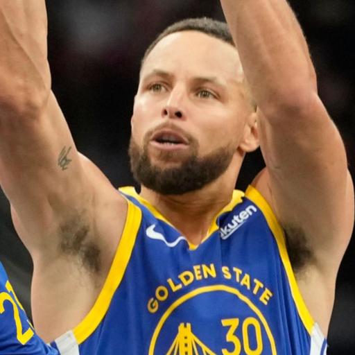 INCREDIBLE! Steph Curry Goes For 49 Points, Leads Golden State Warriors Past San Antonio Spurs