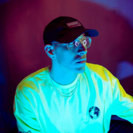 Podcast 599 by BeeLiveWorld 14.11.25 Side B Adrian Mart Guest DJ.