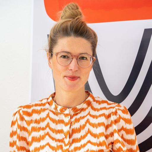 Anna-Lena Hudalla, Unternehmerin: "Gründerin und FemTech-Unternehmerin"