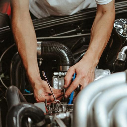 Niko Pagones of Amaxi Autosport Embraces the Latest Tech to Keep Old Cars Going