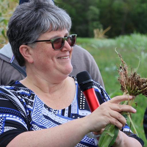 Ear to the Ground 387: Dumping the Dirt Dogma