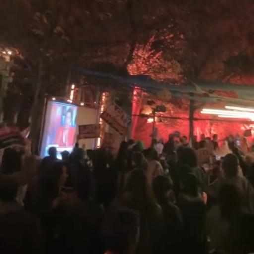 Democratic Socialists of America election night party, Bushwick, NY as Hell Gate NYC livestream called the race at 9.44pm on 4th November 2025 – by Kalli Anderson