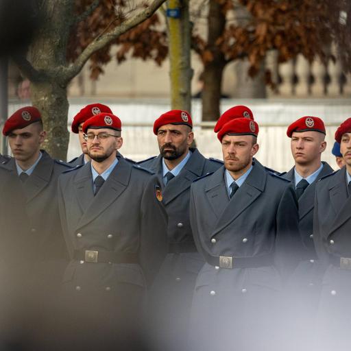 Bundeswehr - Wer für Deutschland kämpft