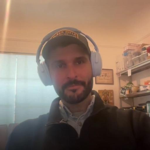 #438 Dominic Finzo - The Screen Door