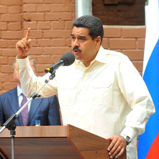 Ведущие радио «КП» записали песню в поддержку Николаса Мадуро