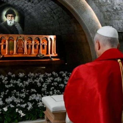 Episodio 1215: ¿Acaso No Está sucediendo Lo Que Dijo San Charbel? Raymond Nader | Visita Papa Leon XIV Luis Roman