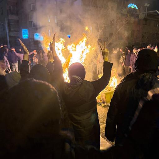 Proteste im Iran - Stehen die Mullahs vor dem Fall?