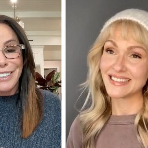 Jenn Lyon is a Comedy Cheerleader